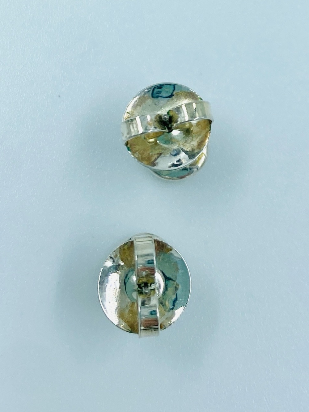 Robert Lee Morris Silver Rhinestone Circular Round Stud Earrings - Picture 4 of 4